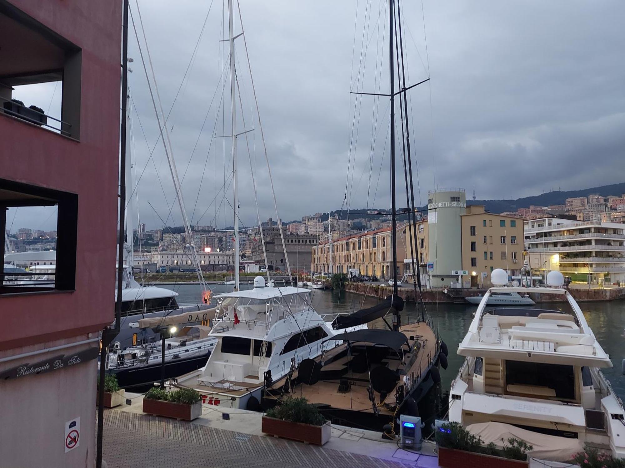 Appartamento Sul Mare Kate Genua Exterior foto